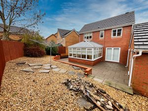 Photo 19- click for photo gallery